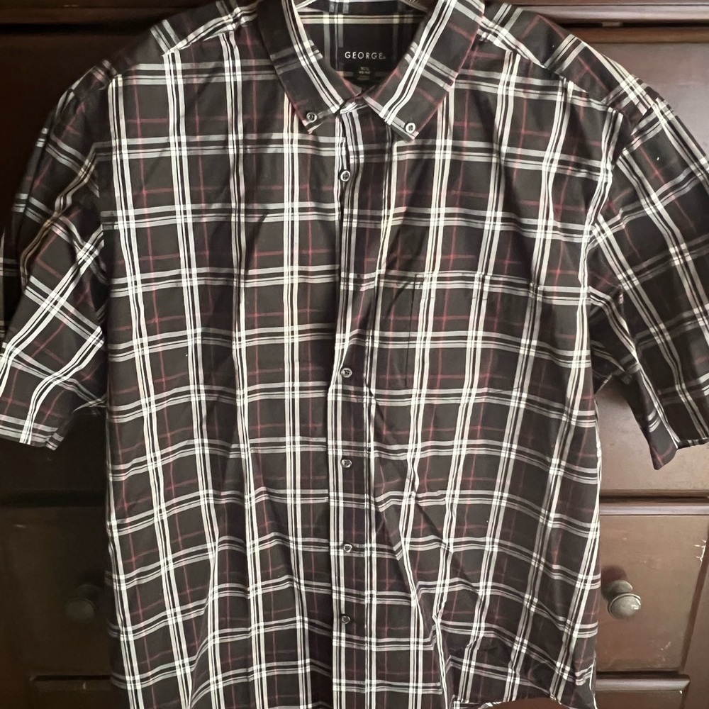 George Men’s Short-Sleeve Plaid Button-Up Shirt – Size XL (46-48)